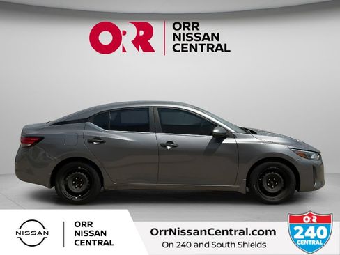 Used 2024 Nissan Sentra S FWD image 4
