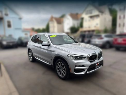 Used 2019 BMW X3 xDrive30i AWD/4WD image 2