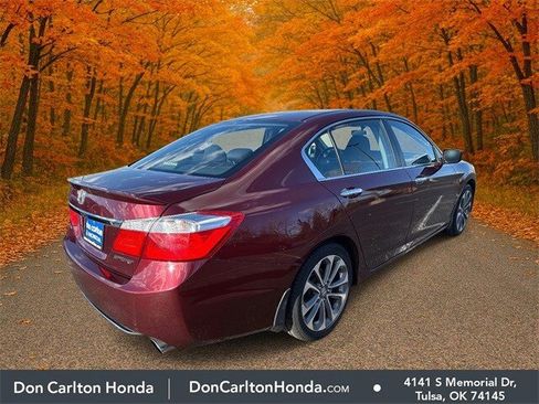 Used 2015 Honda Accord Sport image 4