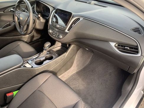 Certified 2024 Chevrolet Malibu LS image 27