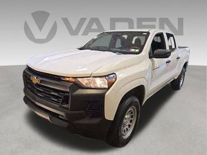 Used 2024 Chevrolet Colorado W/T w/ WT Convenience Package