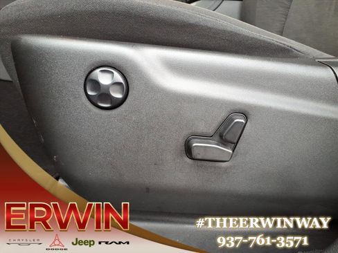 Certified 2024 Dodge Durango SXT image 16