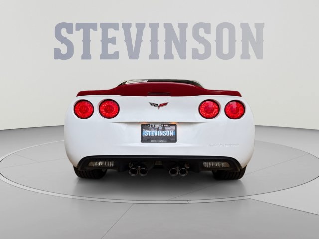 Used 2006 Chevrolet Corvette Coupe w/ Preferred Equipment Group RWD image 4