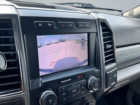Certified 2020 Ford F250 XLT w/ XLT Premium Package AWD/4WD image 22