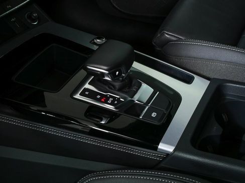 Used 2023 Audi Q5 2.0T Premium Plus w/ Premium Plus Package image 17