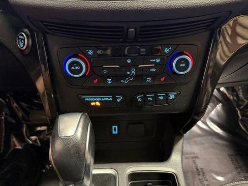 Used 2018 Ford Escape Titanium FWD image 39