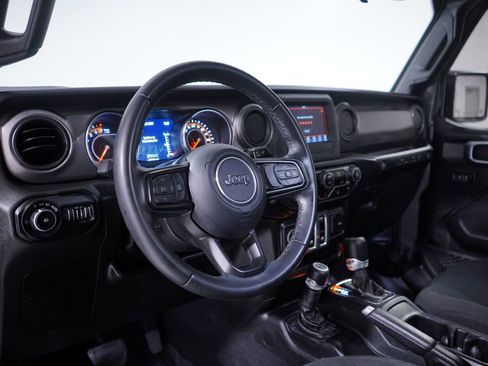 Used 2021 Jeep Wrangler Sport S image 6