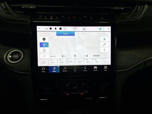 Used 2023 Jeep Grand Cherokee L Limited w/ Luxury Tech Group II image 38