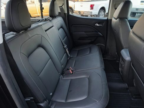 Used 2018 Chevrolet Colorado Z71 w/ Z71 Midnight Edition AWD/4WD image 18