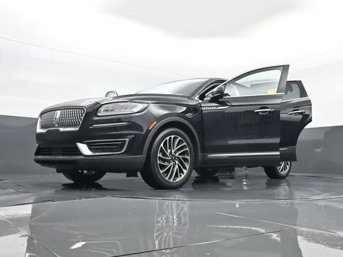 Used 2020 Lincoln Nautilus Reserve AWD/4WD image 36