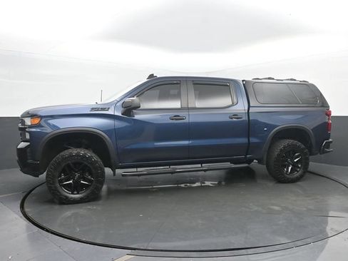 Used 2019 Chevrolet Silverado 1500 Custom Trail Boss w/ Custom Convenience Package AWD/4WD image 2