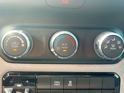 Used 2024 RAM 2500 Tradesman image 15