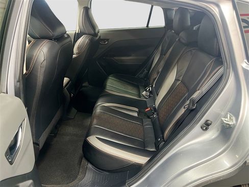 Used 2024 Subaru Crosstrek 2.5i Limited w/ Crosstrek Mirror Package image 25