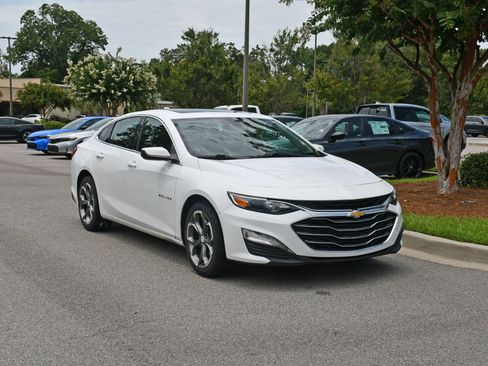 Used 2024 Chevrolet Malibu LT FWD image 21