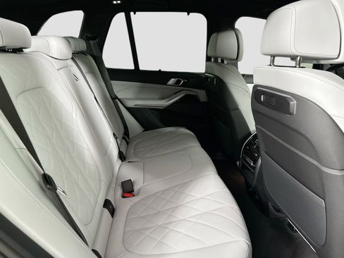New 2026 BMW X5 sDrive40i w/ M Sport Package image 28