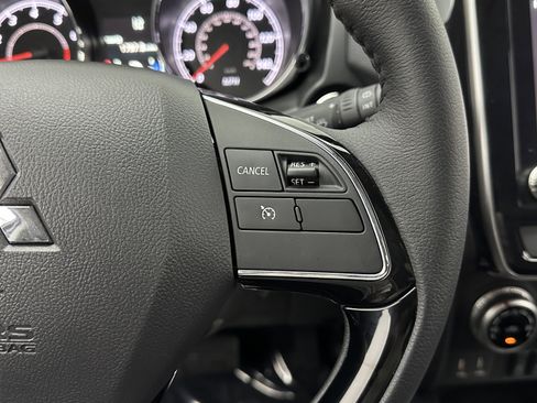 Used 2025 Mitsubishi Outlander Sport SE image 19