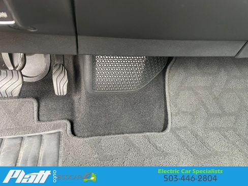 Used 2023 Nissan Ariya FWD image 30
