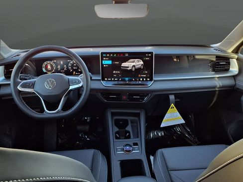 New 2026 Volkswagen Tiguan SE AWD/4WD image 14