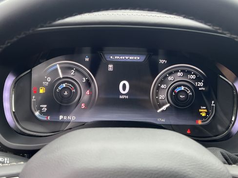 New 2026 RAM 3500 Limited AWD/4WD image 28