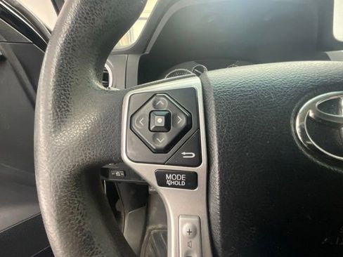 Used 2016 Toyota Tundra SR5 AWD/4WD image 14