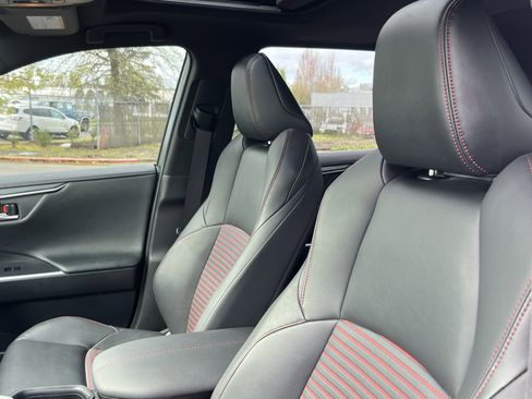 Used 2021 Toyota RAV4 XSE w/ Weather Package image 17