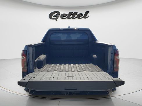 Used 2025 Chevrolet Silverado EV RST AWD/4WD image 9