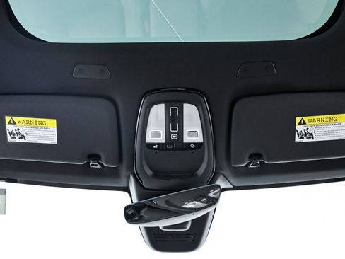 New 2026 Volvo XC60 T8 Core w/ Climate Package PRO image 17