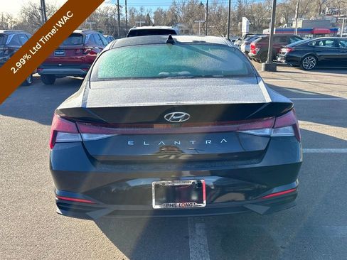 Certified 2023 Hyundai Elantra SEL w/ Convenience Package image 17