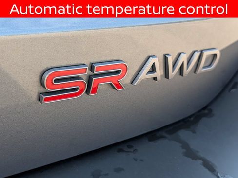 Used 2025 Nissan Kicks SR w/ SR Premium Package AWD/4WD image 17