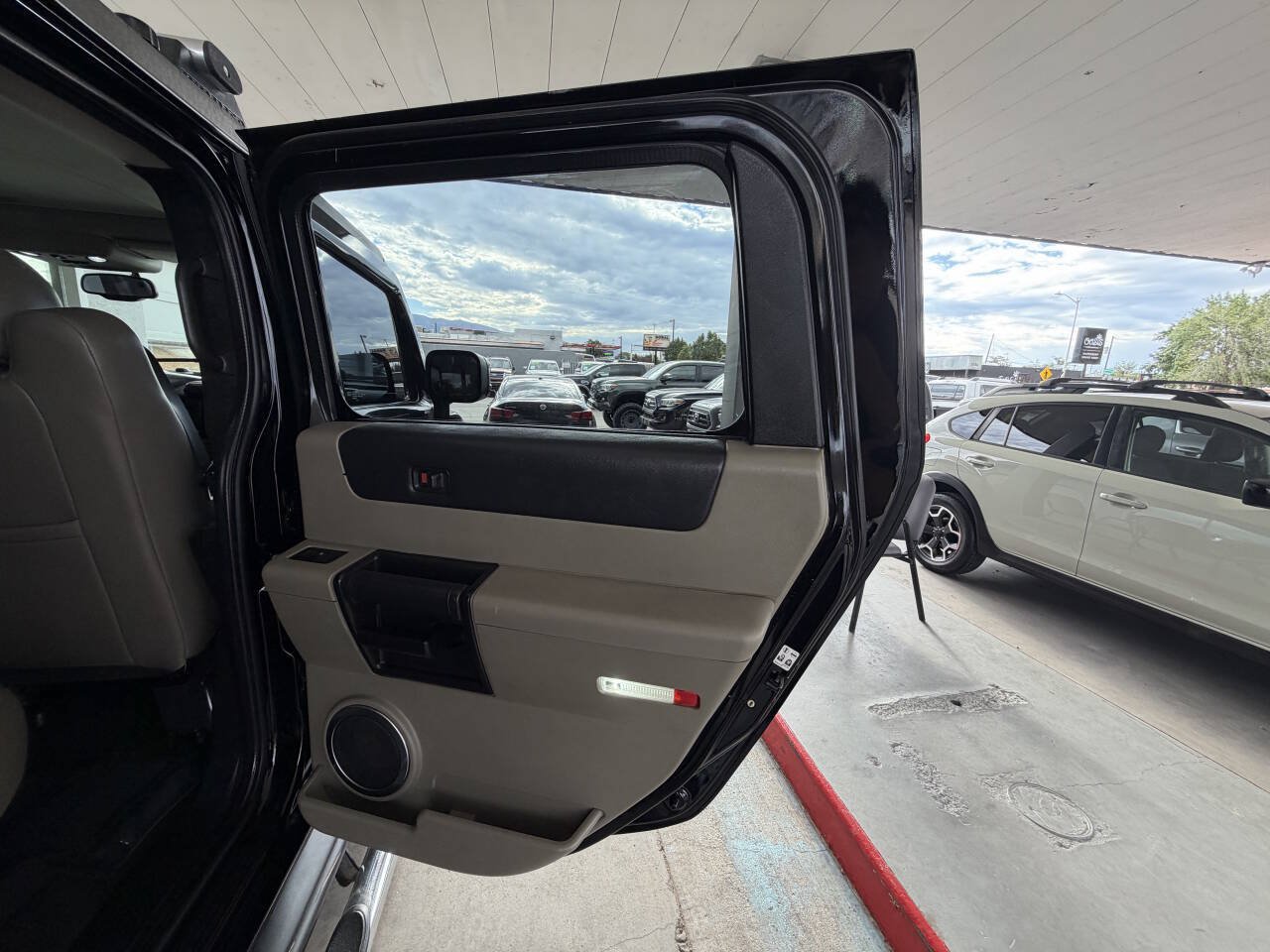 Used 2006 HUMMER H2 AWD/4WD image 16