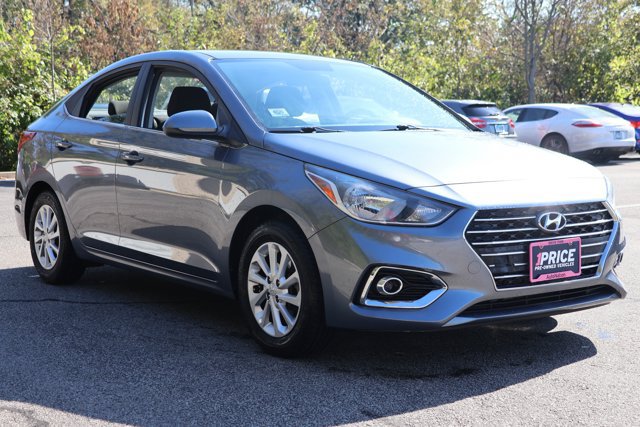 Used 2019 Hyundai Accent SEL w/ Cargo Package FWD image 3