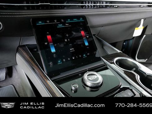 New 2026 Cadillac Escalade Luxury w/ Touring Package AWD/4WD image 19