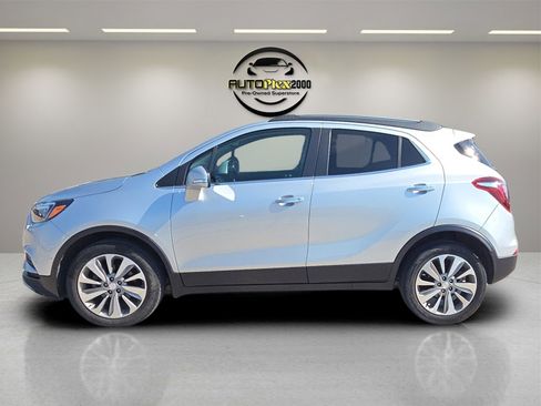 Used 2019 Buick Encore Preferred image 4