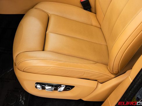 Used 2019 Rolls-Royce Cullinan AWD/4WD image 44