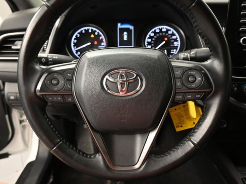 Used 2023 Toyota Camry SE image 28