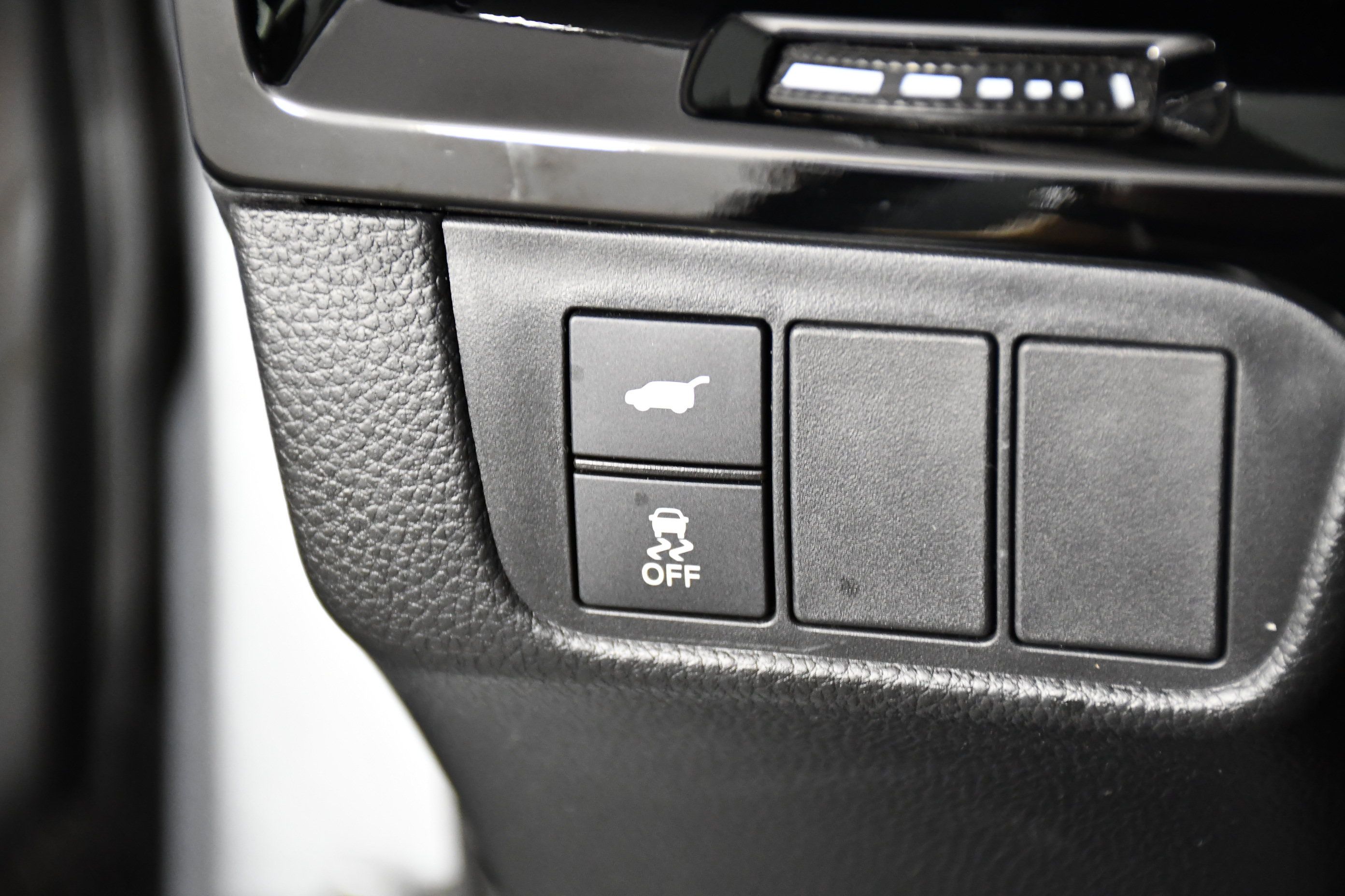 Certified 2025 Honda CR-V EX-L image 36