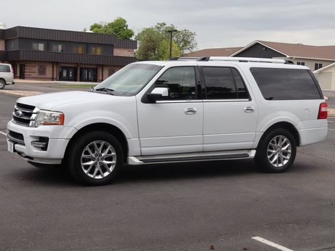 Used 2017 Ford Expedition EL Limited AWD/4WD image 10