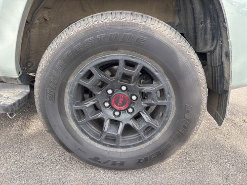 Used 2023 Toyota 4Runner TRD Off-Road Premium w/ Off Road Premium Plus Package image 7