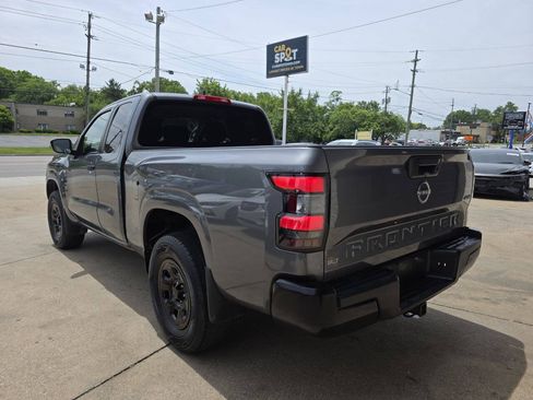 Used 2022 Nissan Frontier S AWD/4WD image 5