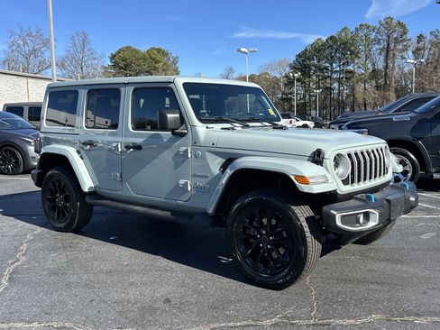 Used 2024 Jeep Wrangler Sahara w/ Technology Group image 2