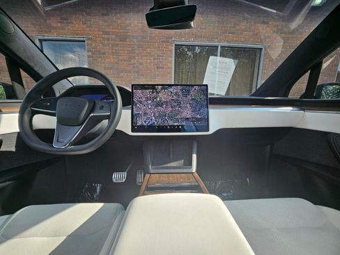 Used 2023 Tesla Model X AWD/4WD image 40