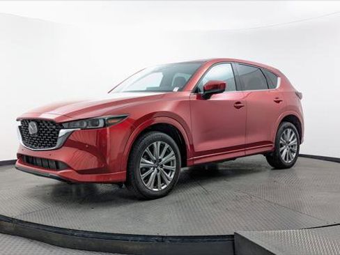 Used 2023 MAZDA CX-5 Signature AWD/4WD image 2