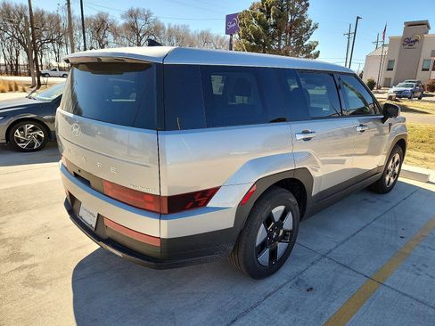 New 2026 Hyundai Santa Fe SE image 3