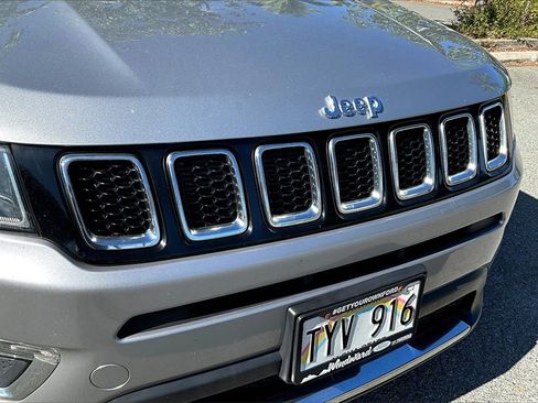 Used 2020 Jeep Compass Limited image 31