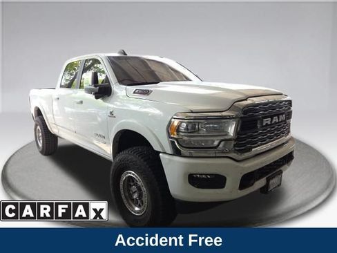 Used 2023 RAM 2500 Limited w/ Towing Technology Group AWD/4WD image 2