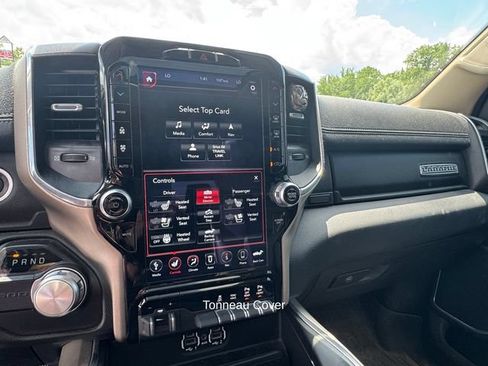 Used 2021 RAM 1500 Laramie w/ Laramie Southwest Edition RWD image 6