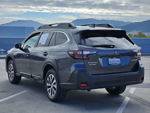 Certified 2025 Subaru Outback Premium image 15