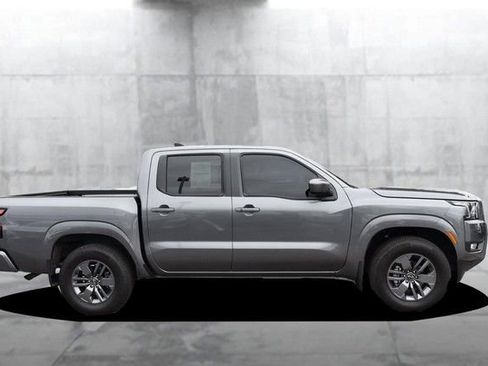 Certified 2025 Nissan Frontier SV w/ SV Convenience Package image 5