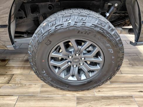 Certified 2025 Ford F150 Tremor AWD/4WD image 15