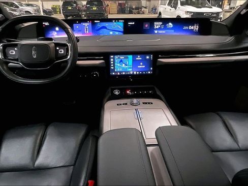 Used 2025 Lincoln Navigator L Reserve w/ Jet Appearance Package image 14